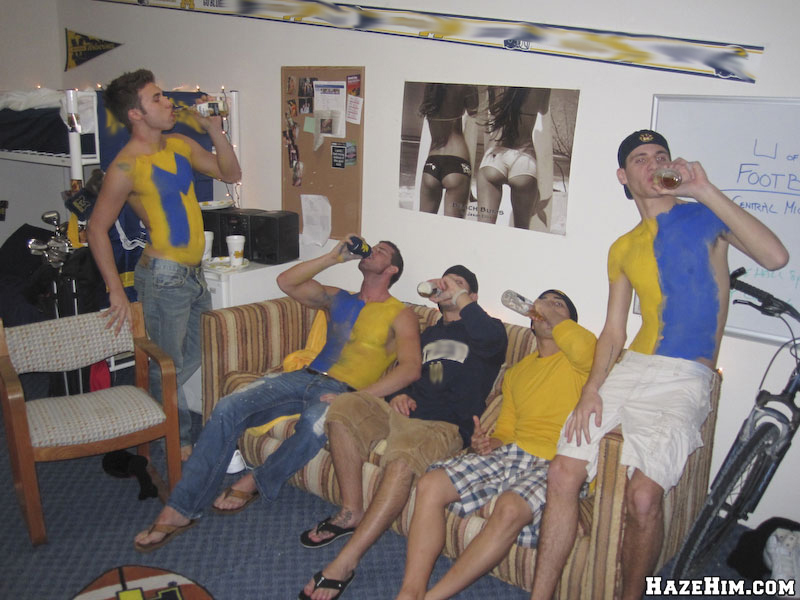 Let me have some Gay Sex pleasure with that band of lovers! - XXXonXXX - Pic 6