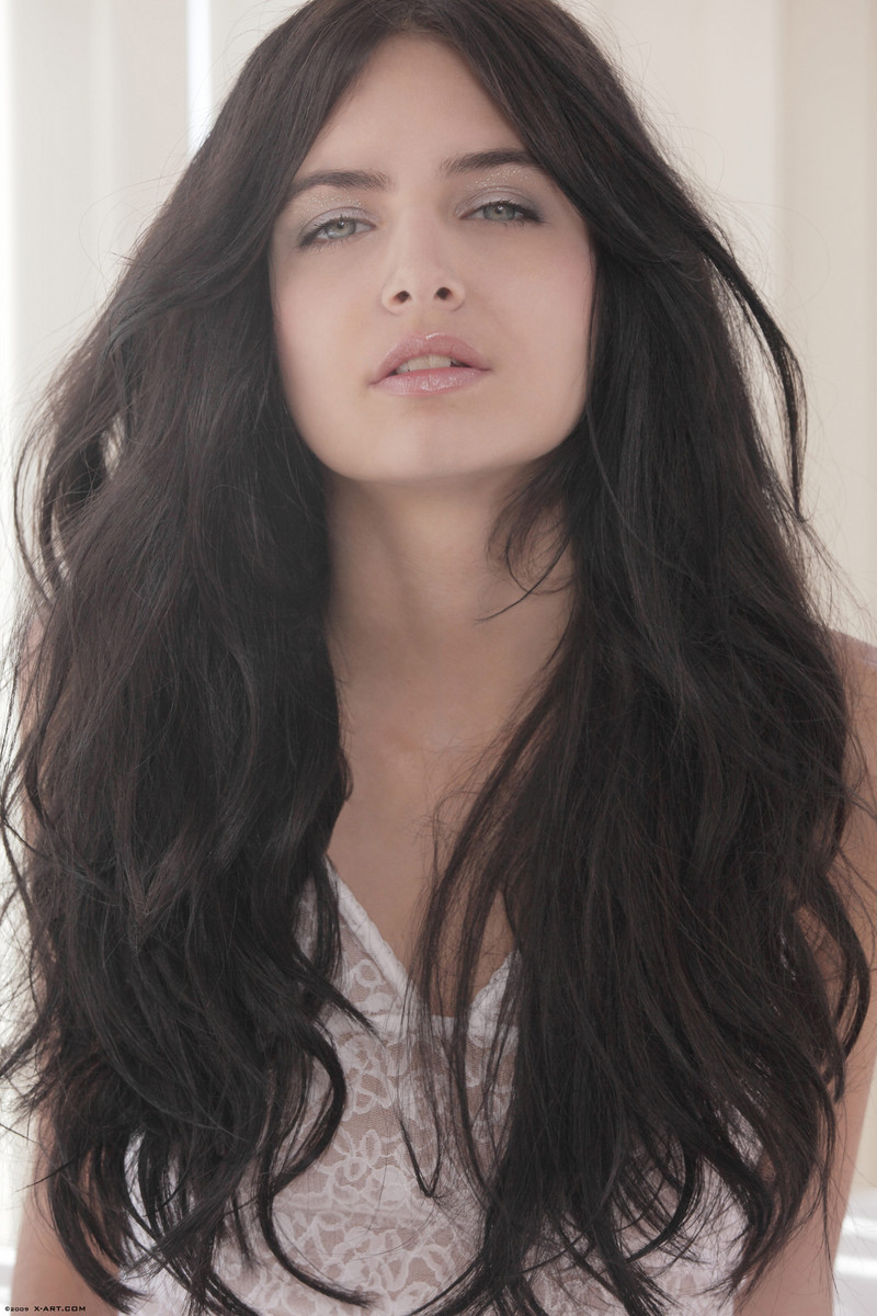 Dark haired erotic gutie in short white pei - XXX Dessert - Picture 11