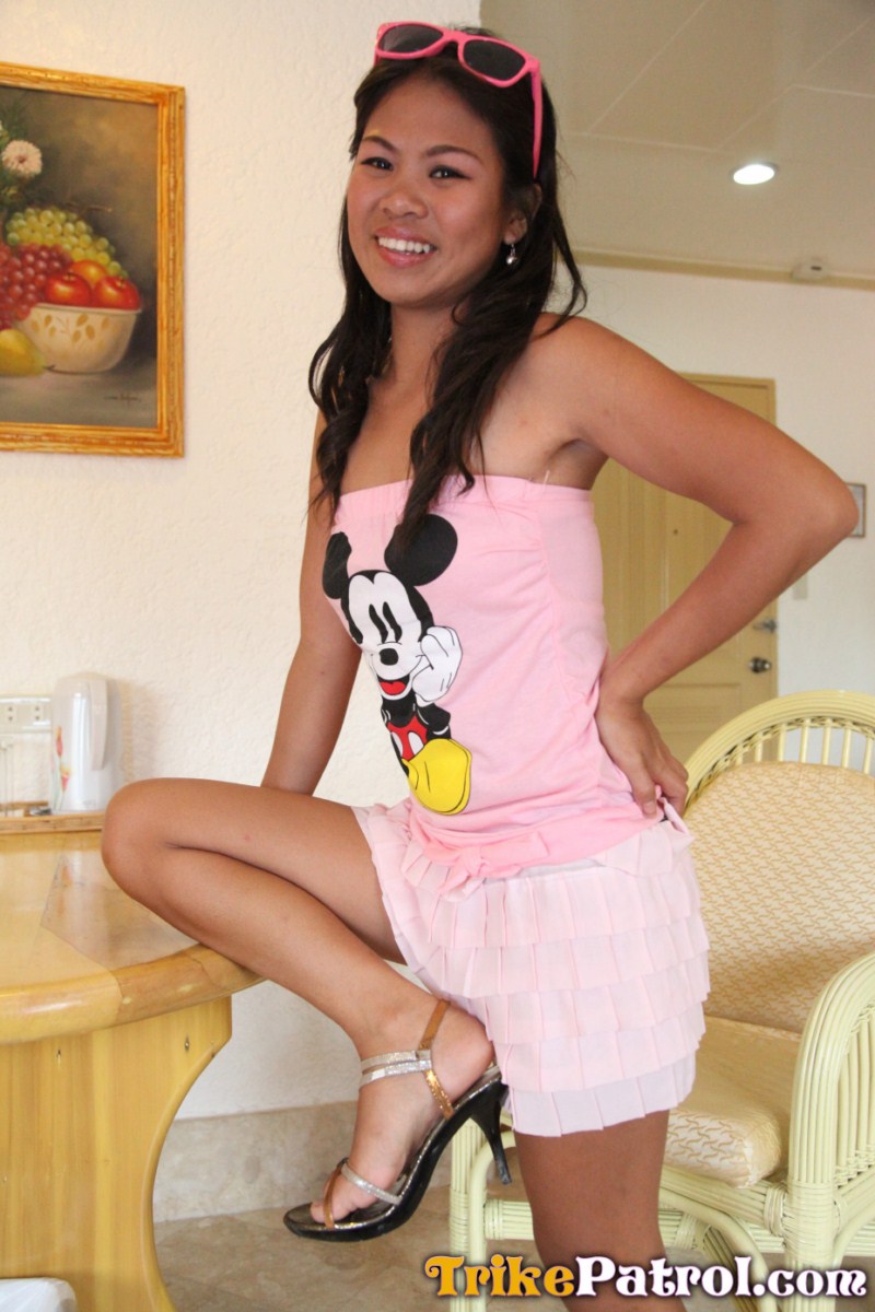 Hey, she knows how to seduce Asian girls with her first-class love! - XXXonXXX - Pic 13