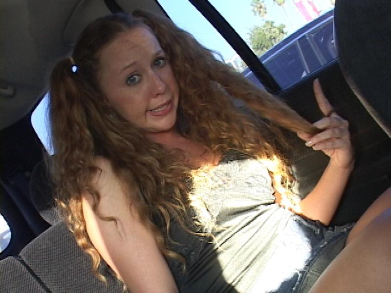 Ponytailed curly slut opens her mouth widel - XXX Dessert - Picture 2