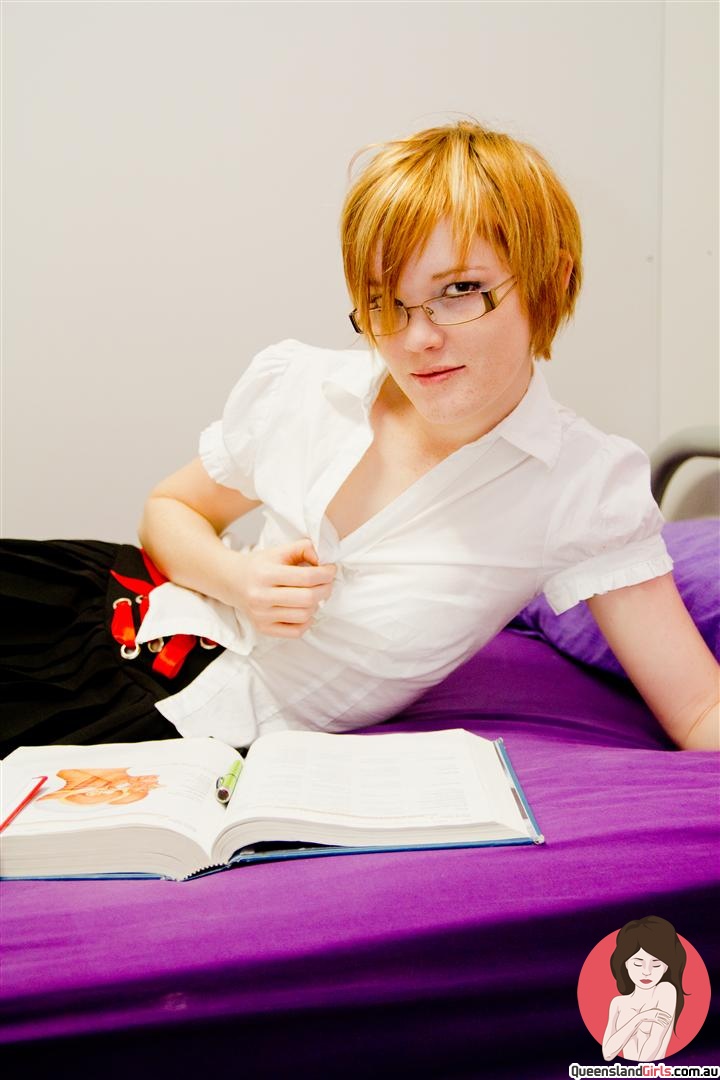 Sexy student with red hair prefers preparin - XXX Dessert - Picture 2