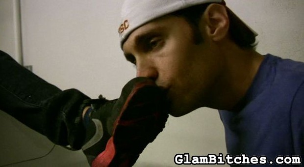 This dude adore to sniff and lick stinky so - XXX Dessert - Picture 5