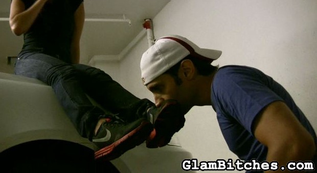 This dude adore to sniff and lick stinky so - XXX Dessert - Picture 11