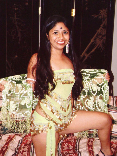 Sex starving indian nymph undressing and doesn't mind group sex with five strangers. - XXXonXXX - Pic 4