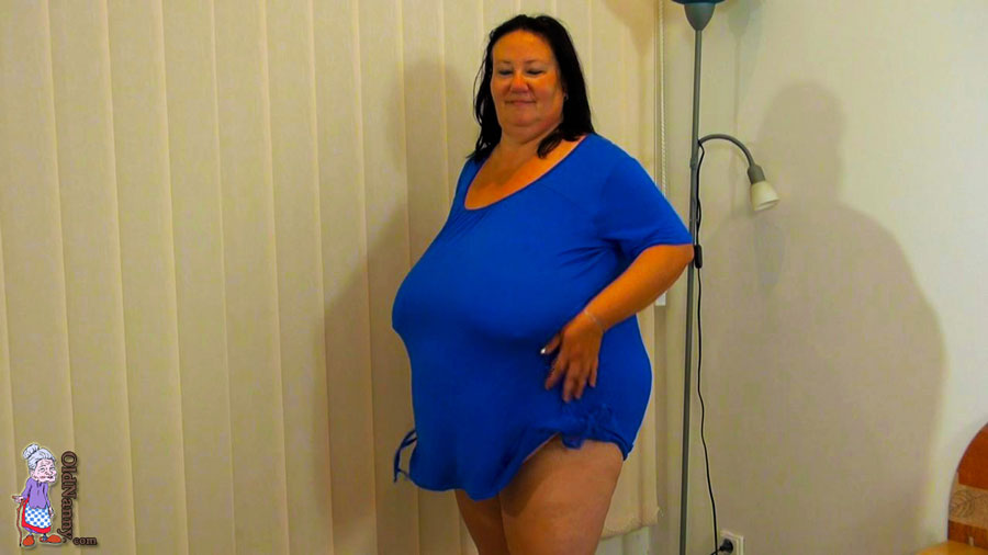 Hey, you two old ladies, you might make a pretty good mature pussy couple together. - XXXonXXX - Pic 2