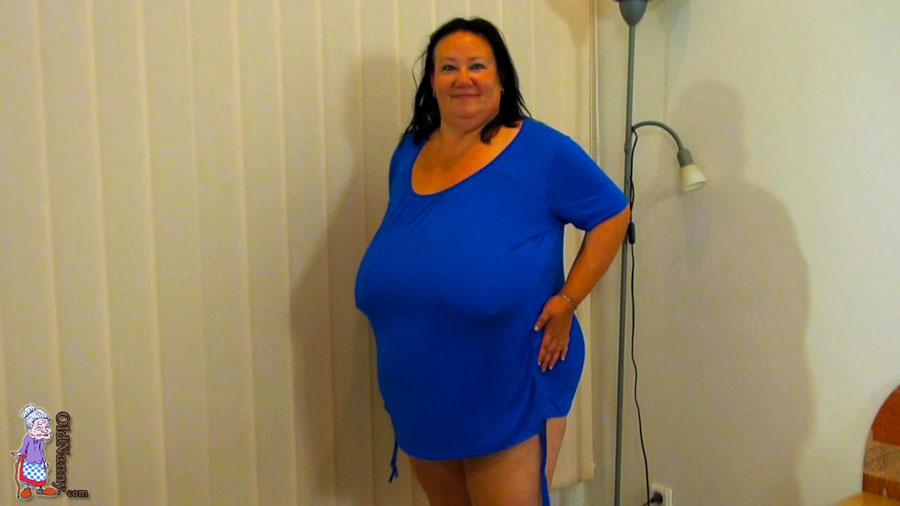 Hey, you two old ladies, you might make a pretty good mature pussy couple together. - XXXonXXX - Pic 3
