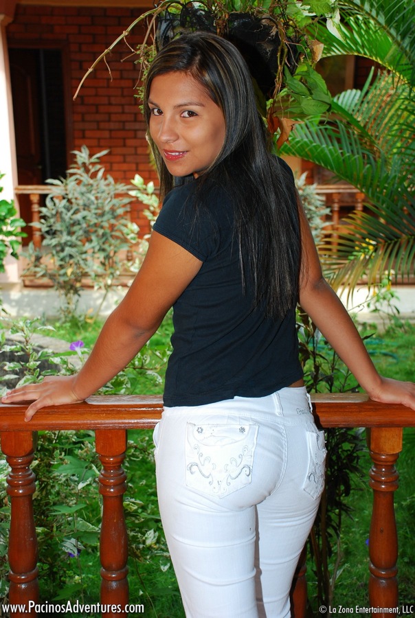 Swarthy girl in white jeans takes them off to rub her lustful slit - XXXonXXX - Pic 3