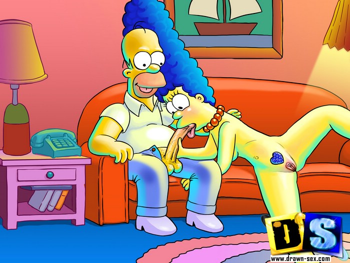 Slutty toon housewife Marge Simpson likes giving head - Picture 1