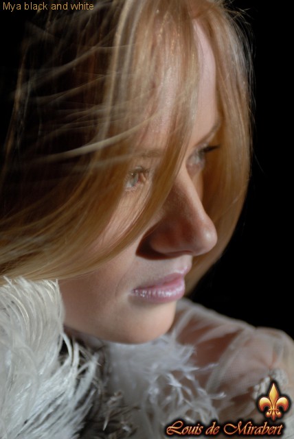 Very nice blonde cutie with perfect tits de - XXX Dessert - Picture 1