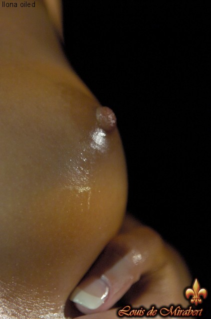 Swarthy hot brunette with her naked body oi - XXX Dessert - Picture 10