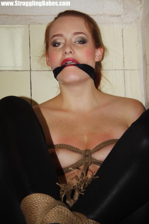 Very hot ginger girl with shinju and a gag  - XXX Dessert - Picture 12