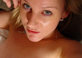 Lovely ponytailed brunette teen with piercing taking her own picture - XXXonXXX - Pic 4