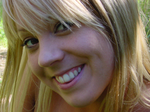 Blonde teen gal in a white shirt shoot herself on the bed - XXXonXXX - Pic 5