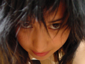 Shaggy brunette teen girl shooting herself on her mobile - XXXonXXX - Pic 1