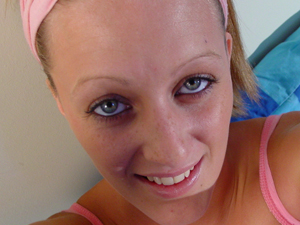 Red teen girl with dreads and piercing shooting herself on camera nude - XXXonXXX - Pic 6