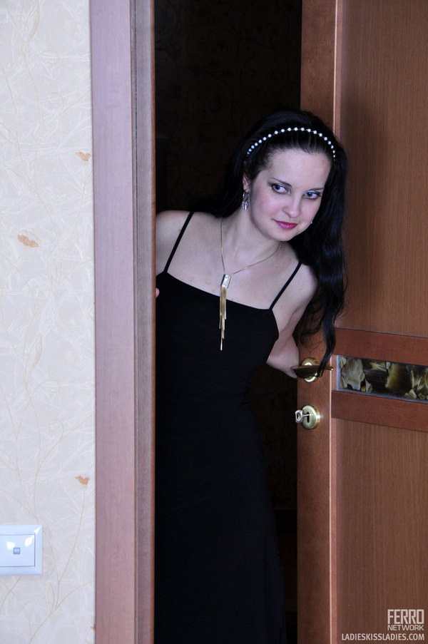 Two girls have a private party with tongue  - XXX Dessert - Picture 1