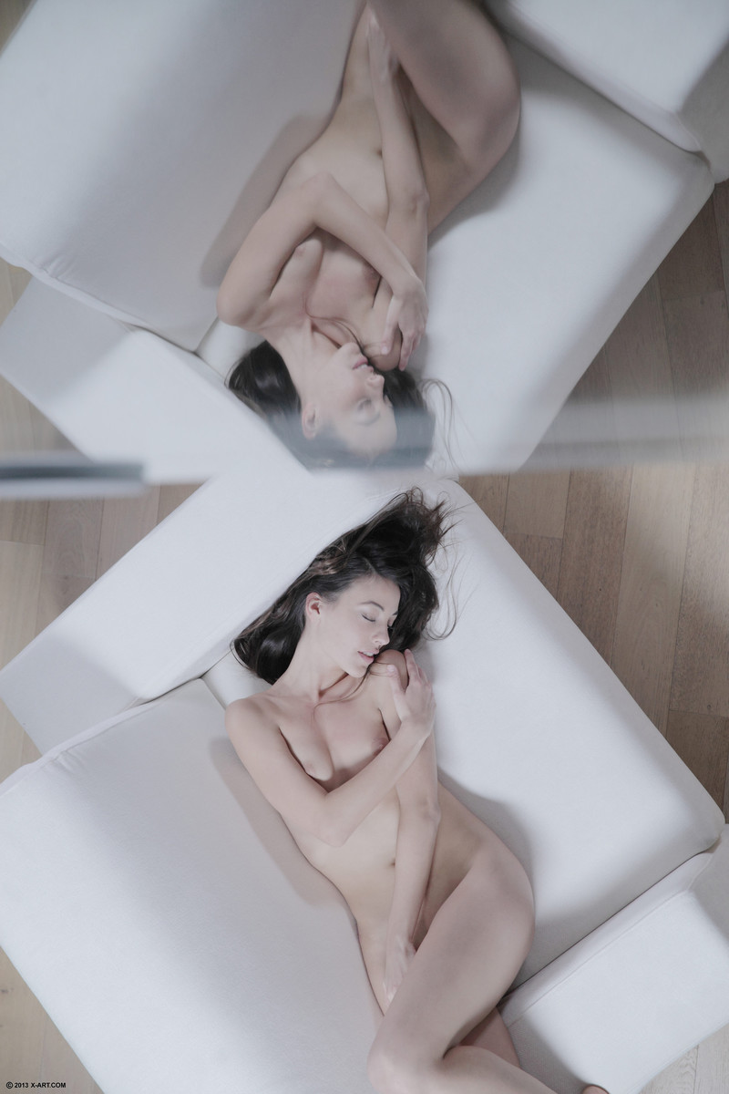 Brunette beauty loves fondling herself - XXX Dessert - Picture 9