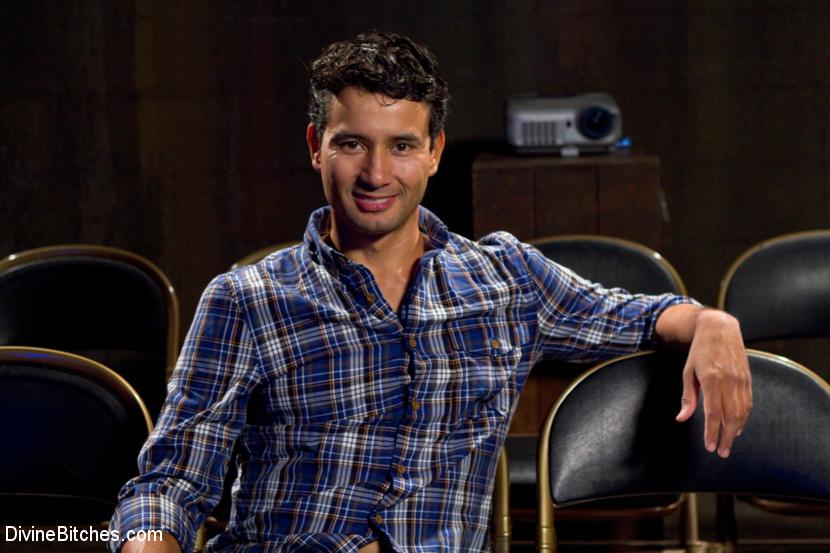 Mature white man is tied up and brutally to - XXX Dessert - Picture 8