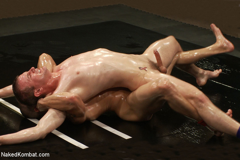 Stud sucks two cocks and gets fucked in MMM - XXX Dessert - Picture 9