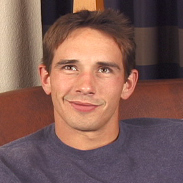 This beefy man hold the face of a fellow ro - XXX Dessert - Picture 8