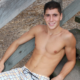 Big rugged man jacks himself off while bein - XXX Dessert - Picture 4