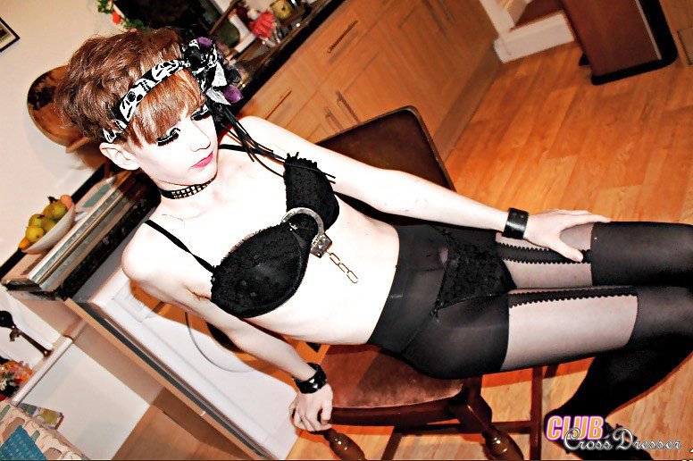 Hot chicks looking for fun as girl gets dow - XXX Dessert - Picture 13