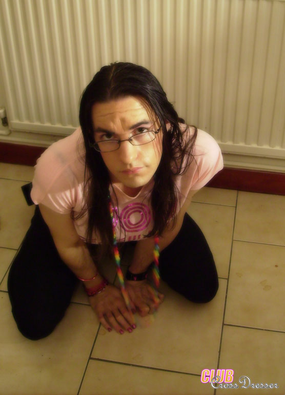 Bored male chick in glasses shows smooth as - XXX Dessert - Picture 14