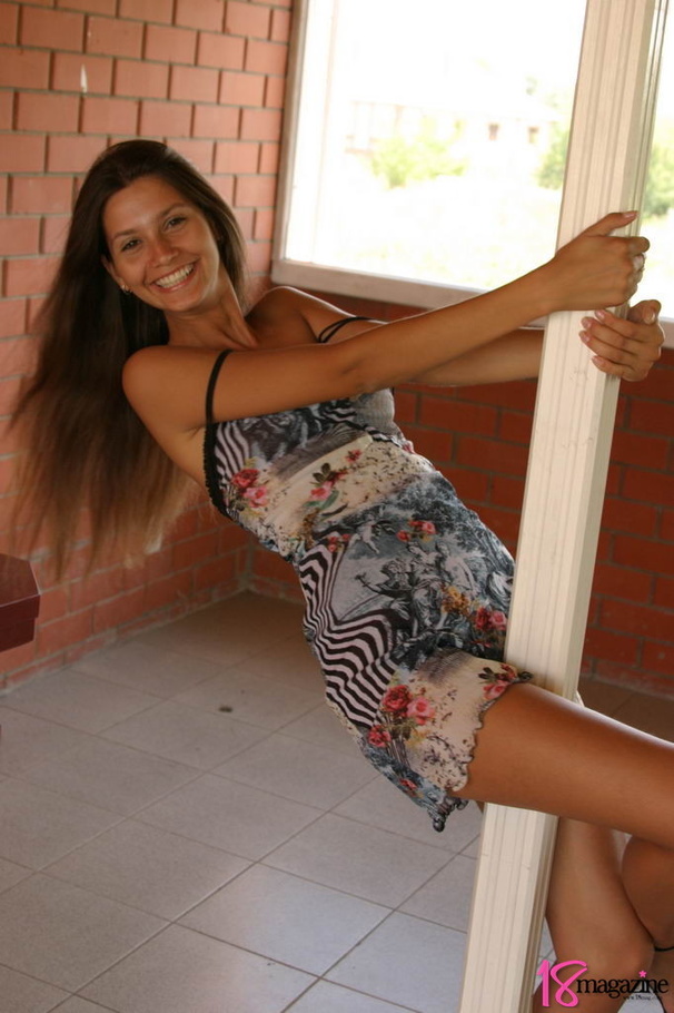 A seductress teasingly seducing in her pole topless poses - XXXonXXX - Pic 5