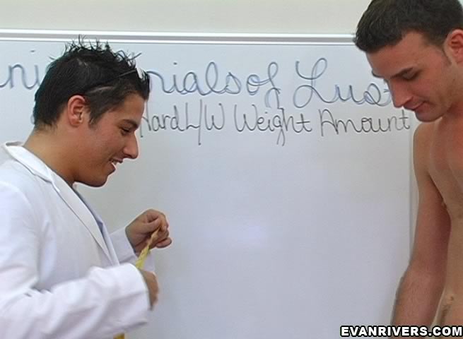 Cute guy has fun playing doctor and measuri - XXX Dessert - Picture 4
