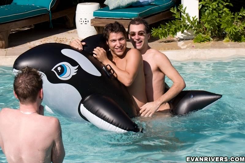 Evans gets his tight butthole fucked and ba - XXX Dessert - Picture 3