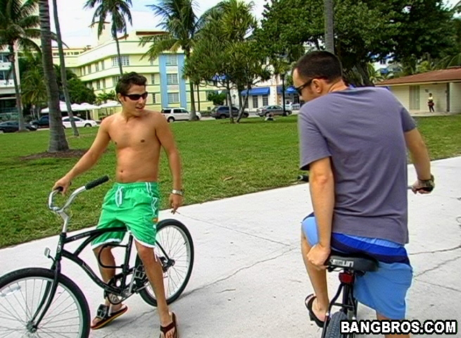 Two cute young guys work up a sweat riding  - XXX Dessert - Picture 1