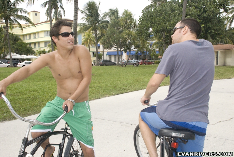 Horny cute guy goes home with stranger and  - XXX Dessert - Picture 2