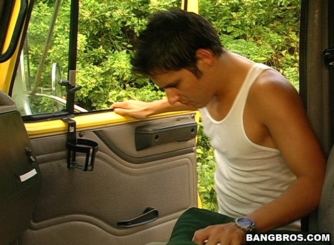 Kind stranger offers Evans help and also a  - XXX Dessert - Picture 4