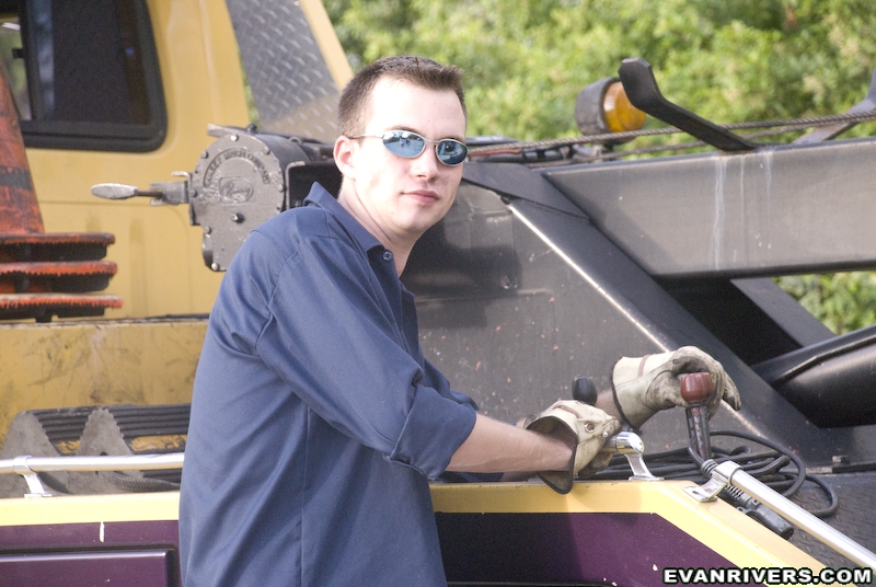 Kind stranger offers Evans help and also a  - XXX Dessert - Picture 5