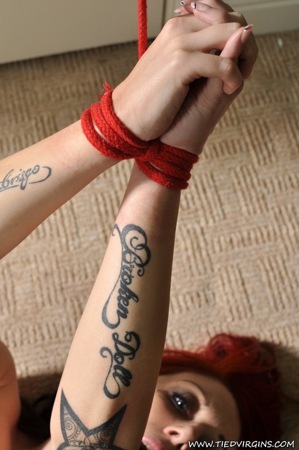 Fiery haired slutty submissive gets to be tethered to the door while trying to escape bondage - XXXonXXX - Pic 5