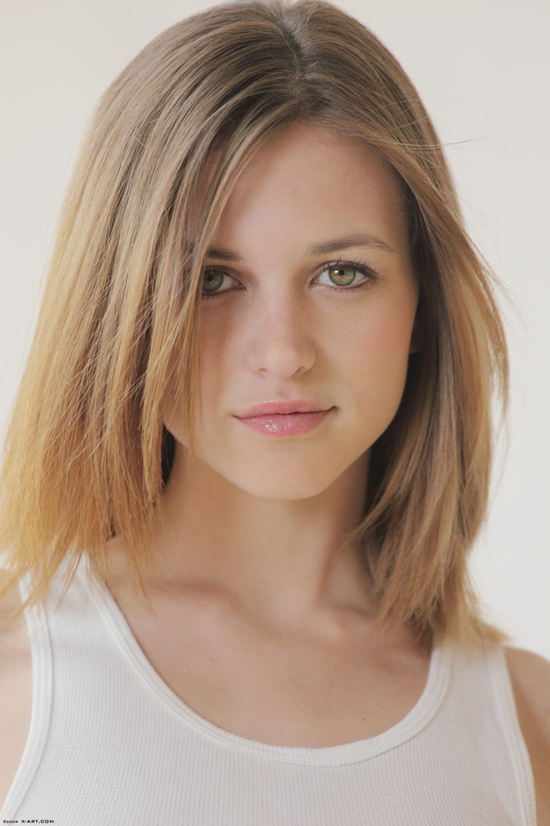 Bodacious long-haired teen damsel fingering - XXX Dessert - Picture 4