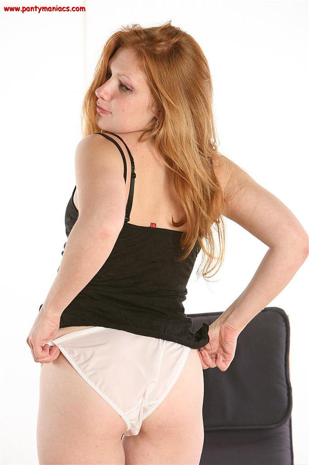 Small-titted ginger chick is not ashamed po - XXX Dessert - Picture 2