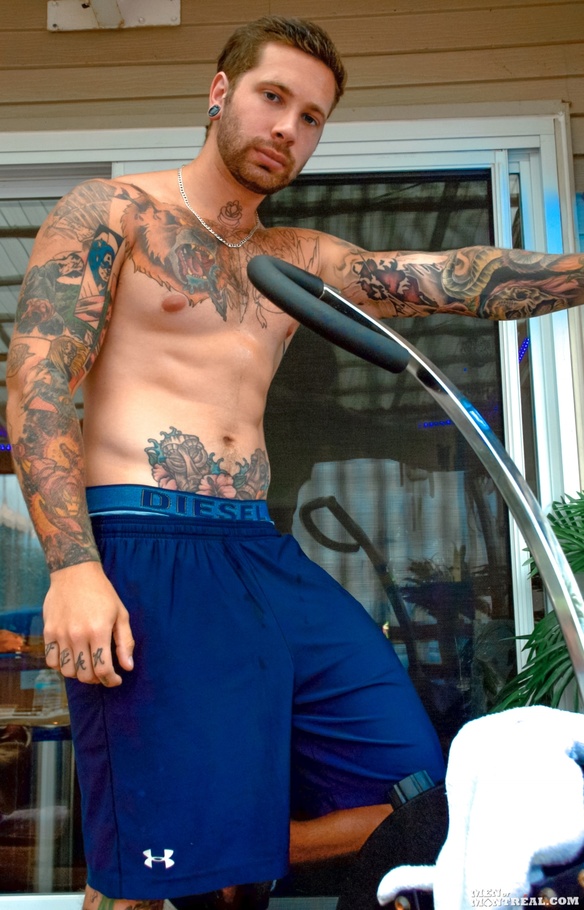 This lean mean fucking machine could give y - XXX Dessert - Picture 1