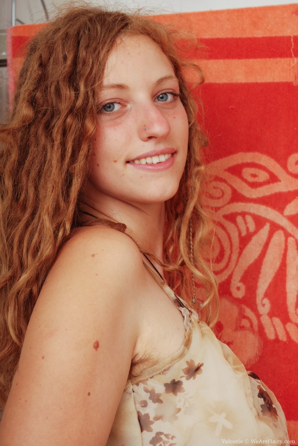 Naughty young cute chick in bathroom cant r - XXX Dessert - Picture 5