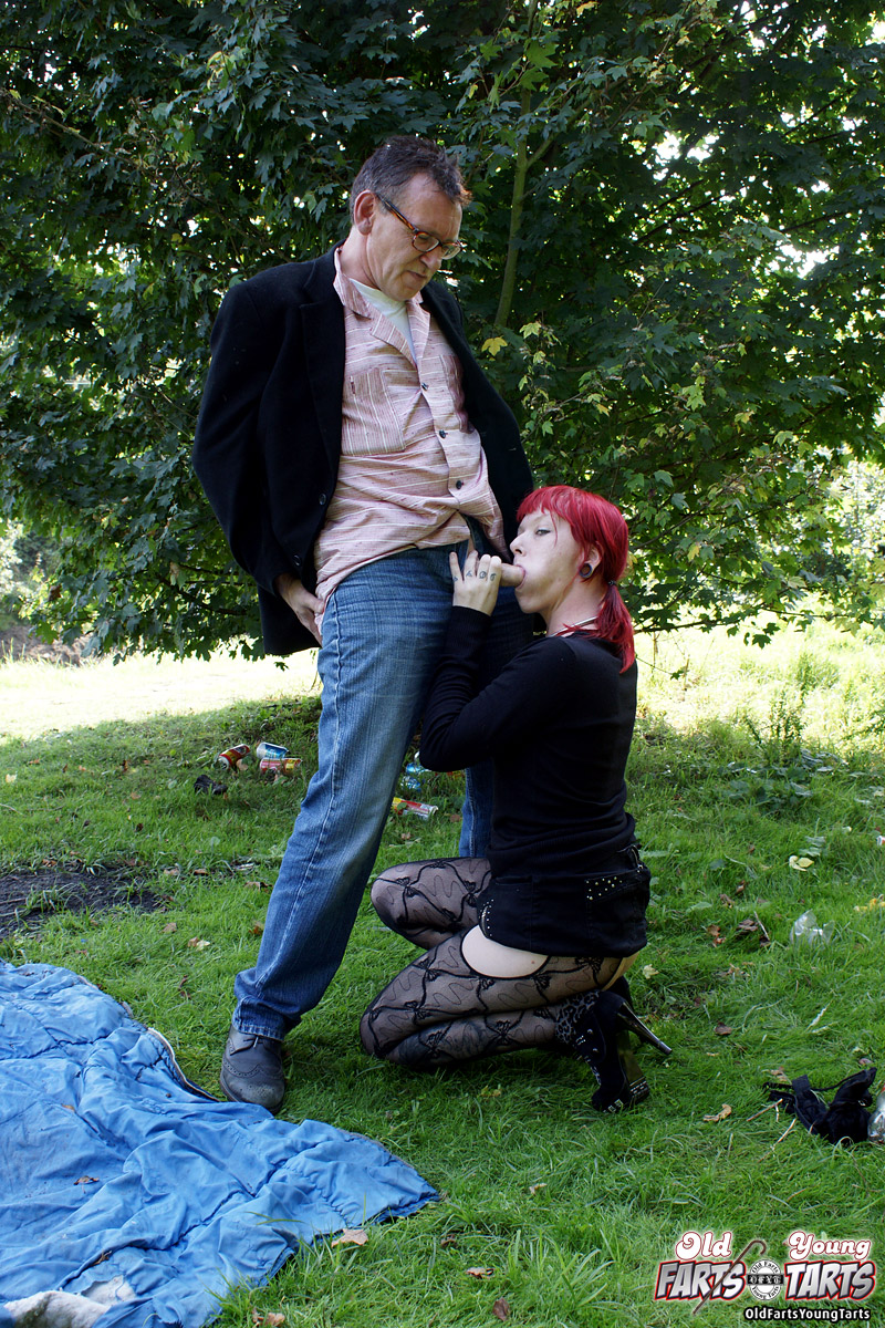 Horny old hotshot enjoys shagging much youn - XXX Dessert - Picture 2