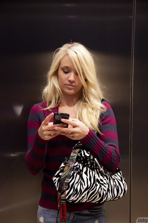 Naughty blonde girl in a striped sweater po - XXX Dessert - Picture 6