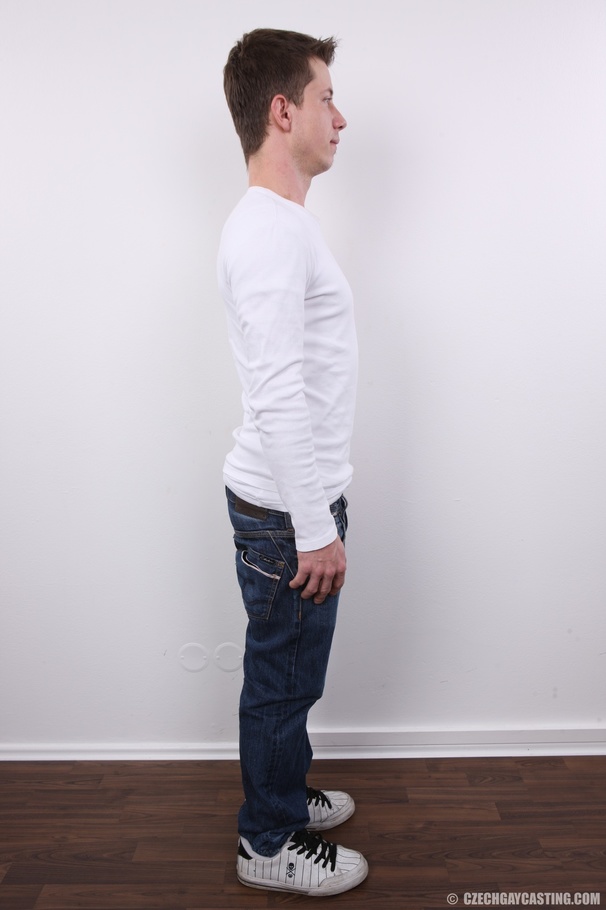 Cute gay wants a muscular hunk - XXX Dessert - Picture 3