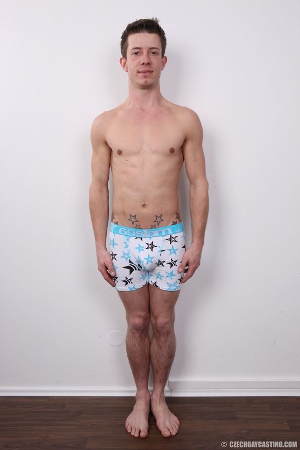 Cute gay wants a muscular hunk - XXX Dessert - Picture 7