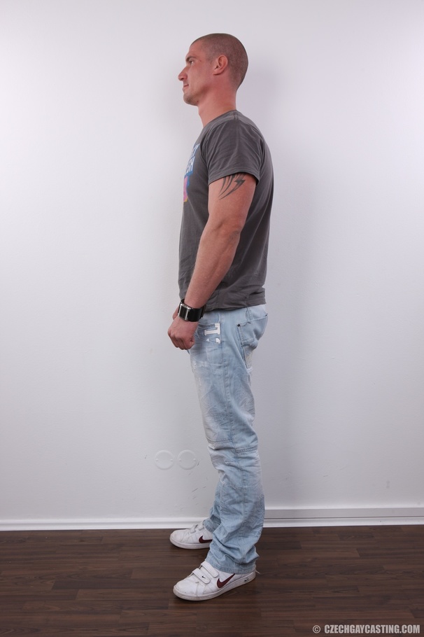 Bi tattooed hunk plans to fuck anything - XXX Dessert - Picture 4