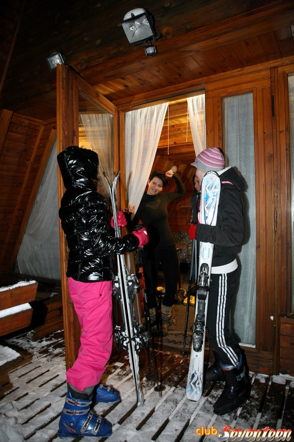 Hot ski girls finish their run with steamy  - XXX Dessert - Picture 1