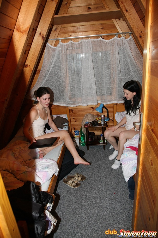 Young girls' ski trip goes wild in the cabi - XXX Dessert - Picture 1
