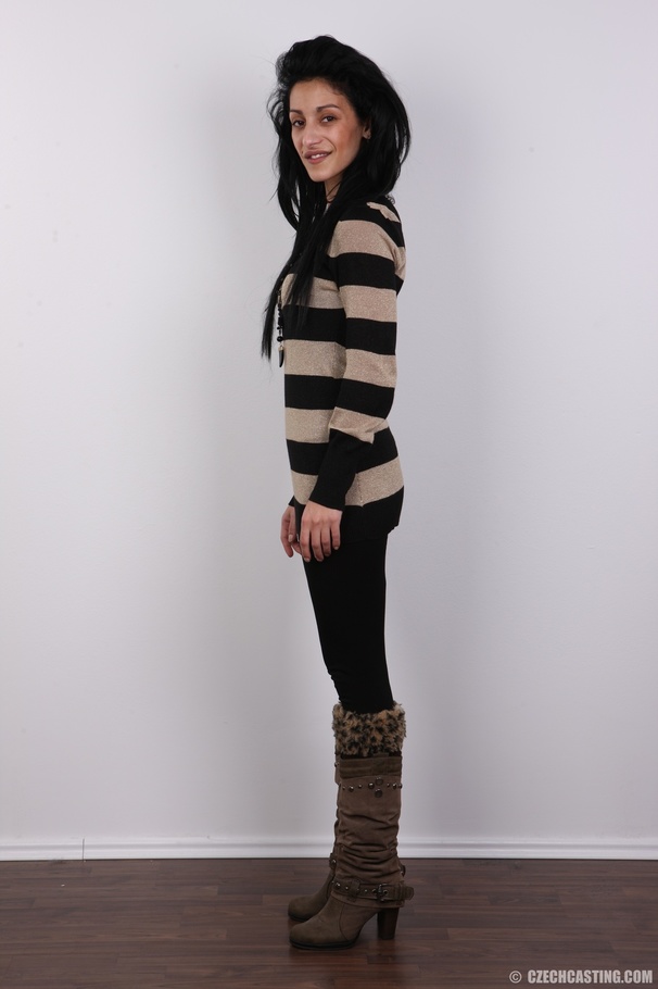 Skinny gypsy girl wants to fuck all day lon - XXX Dessert - Picture 3