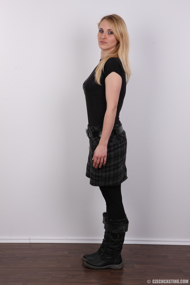 Lovely blonde is actually a fisting slut - XXX Dessert - Picture 3