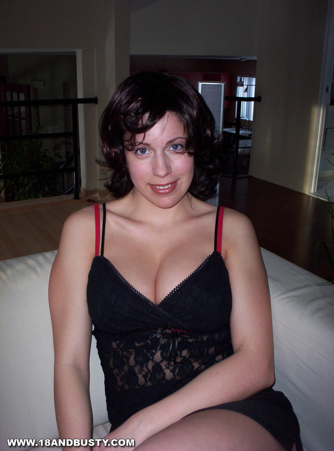 Innocent looking cute teen offers a sweet p - XXX Dessert - Picture 1