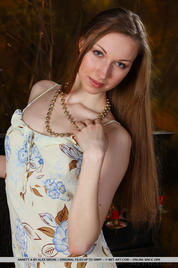Stunning sex model drops cute dress to disp - XXX Dessert - Picture 1